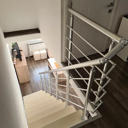 Duplex Family アパート スコピエ